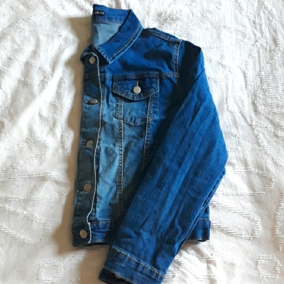 Jean Jacket - Picture 2 of 8